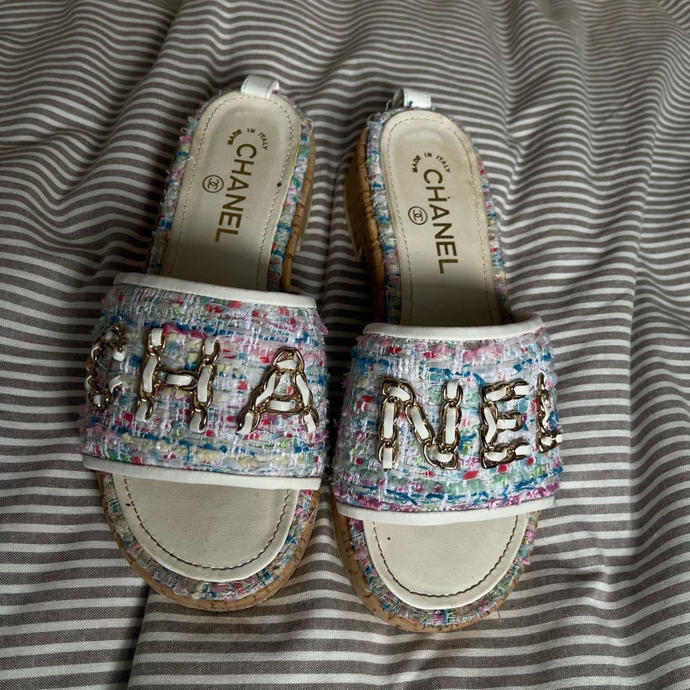 Tweed Slide Sandals with Gold Chain Logo - Pastel